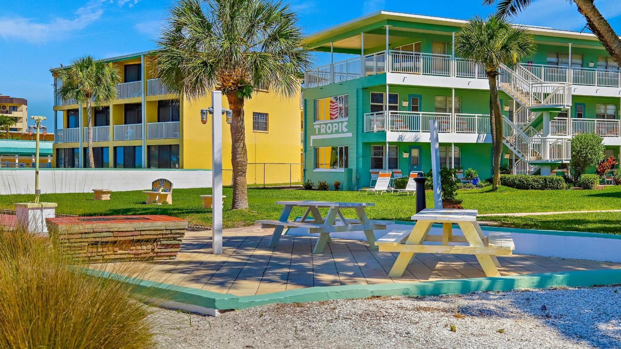 Tropic Terrace #41 - Beachfront Resort St. Pete Beach Exterior photo